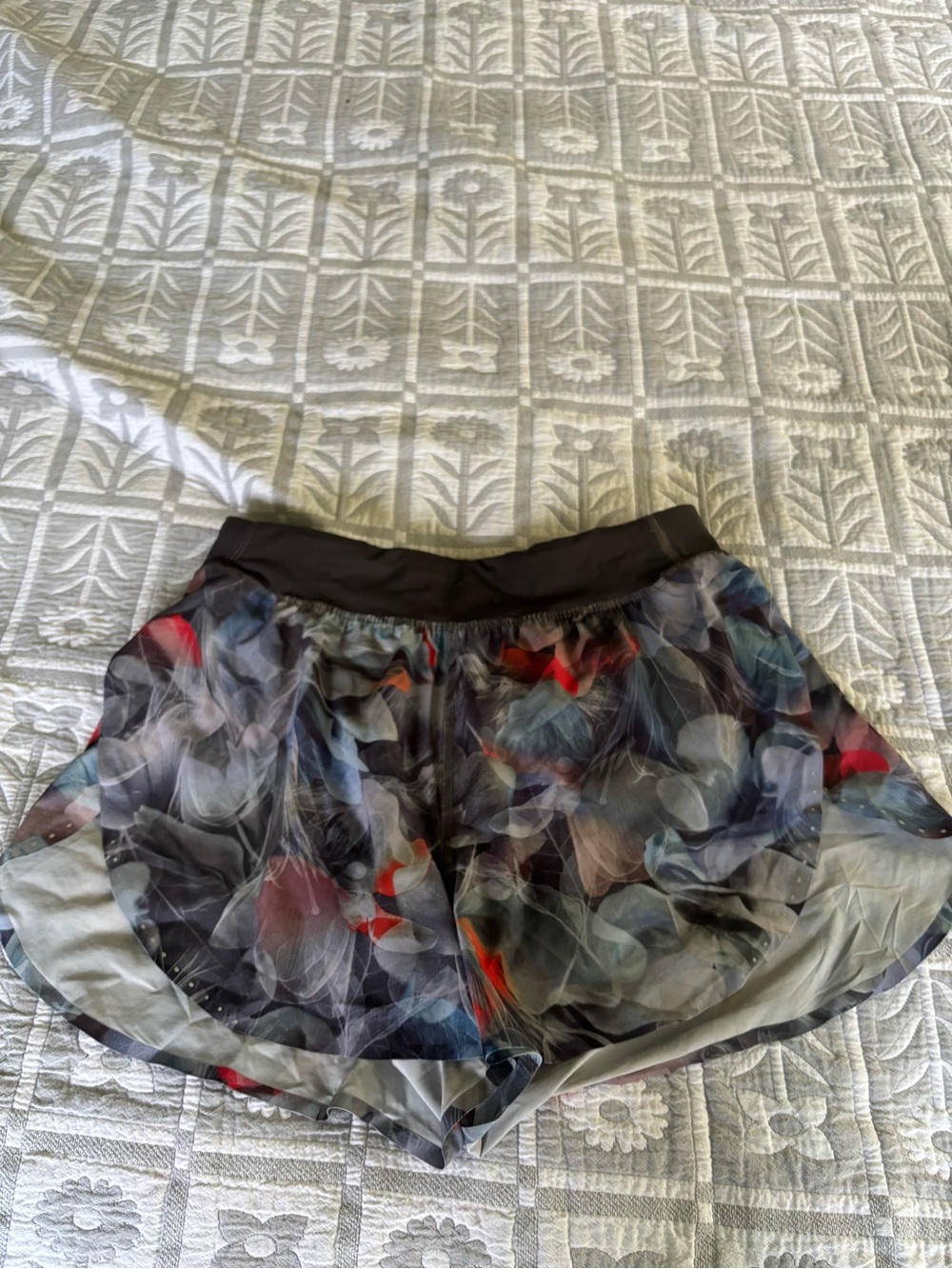 lululemon athletica Multi-Color Floral Print Skort with grey Waistband